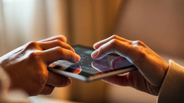 Médiateurs numériques : leur impact sur l'inclusion digitale